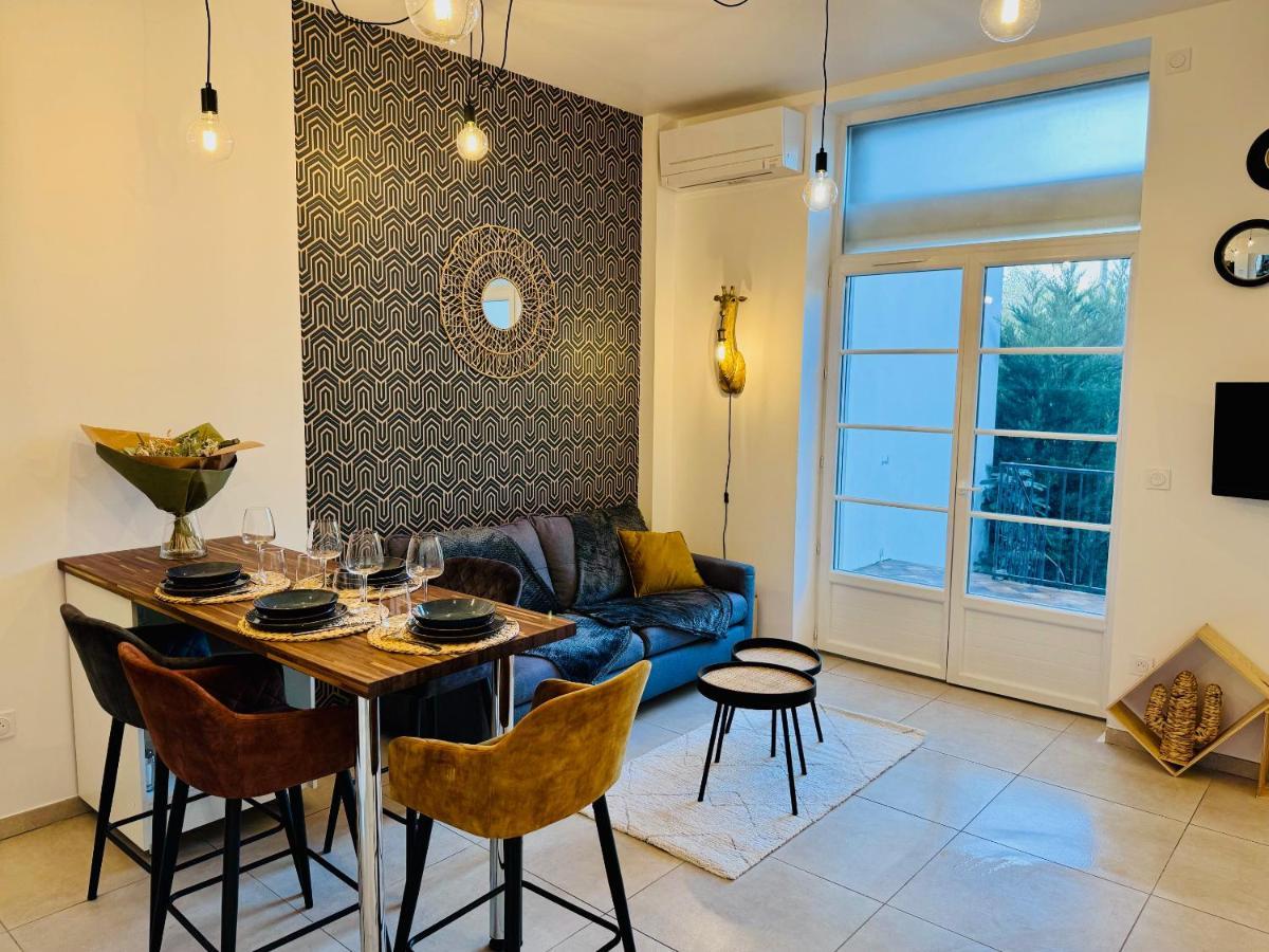 Chaleureux T2 Proche Gare Apartment Bourgoin-Jallieu ภายนอก รูปภาพ
